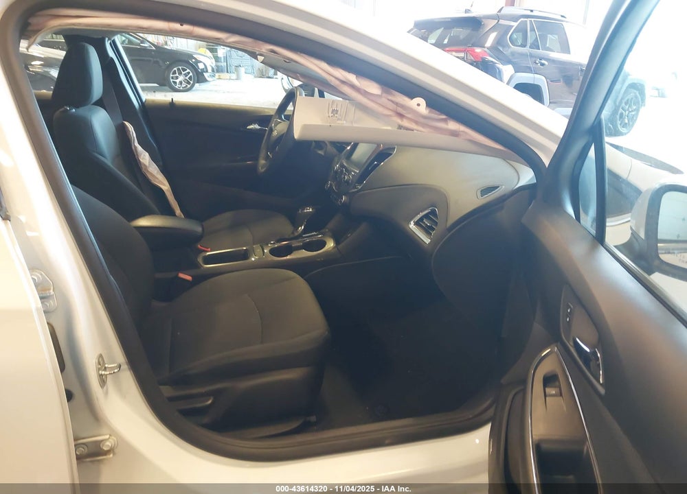 2016 CHEVROLET CRUZE VIN: 1G1BE5SM7G7327013