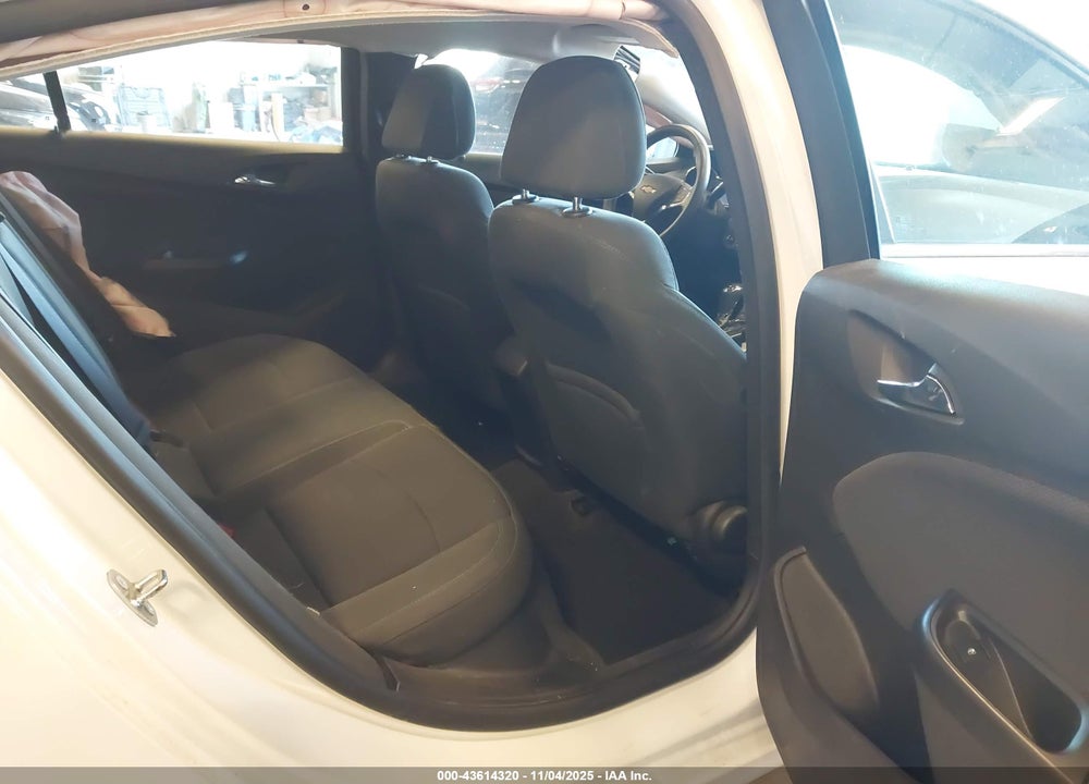 2016 CHEVROLET CRUZE VIN: 1G1BE5SM7G7327013