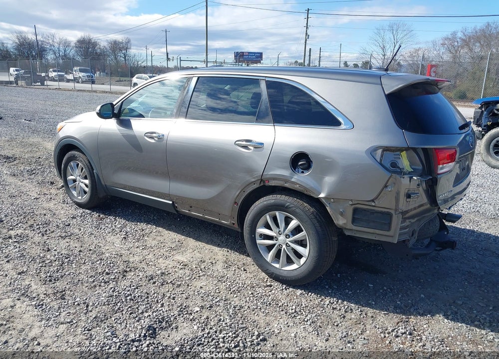 2016 KIA SORENTO 2.4L L VIN: 5XYPG4A37GG007123