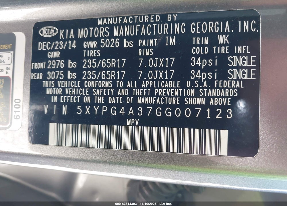 2016 KIA SORENTO 2.4L L VIN: 5XYPG4A37GG007123