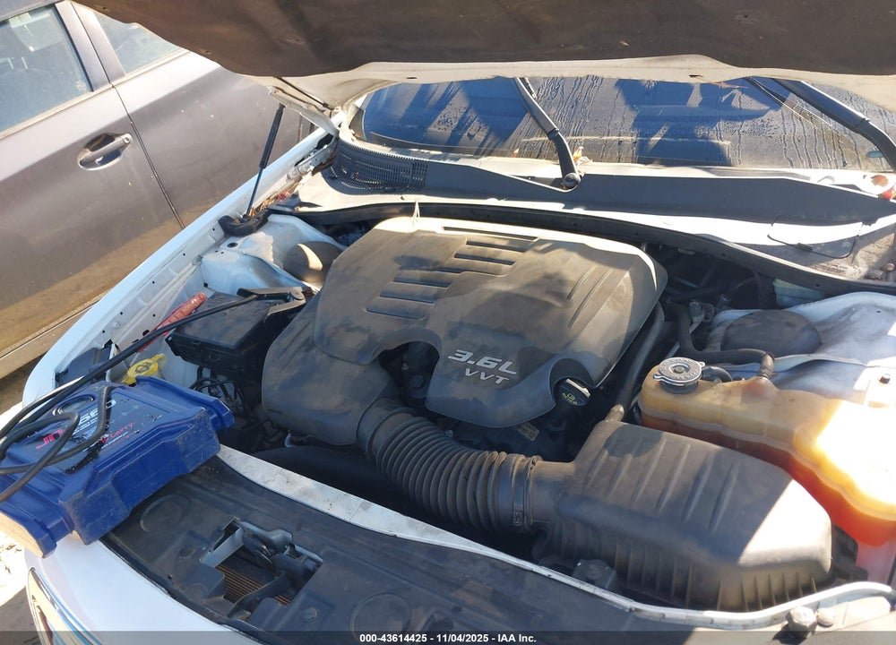 2013 CHRYSLER 300 VIN: 2C3CCAAGXDH727223