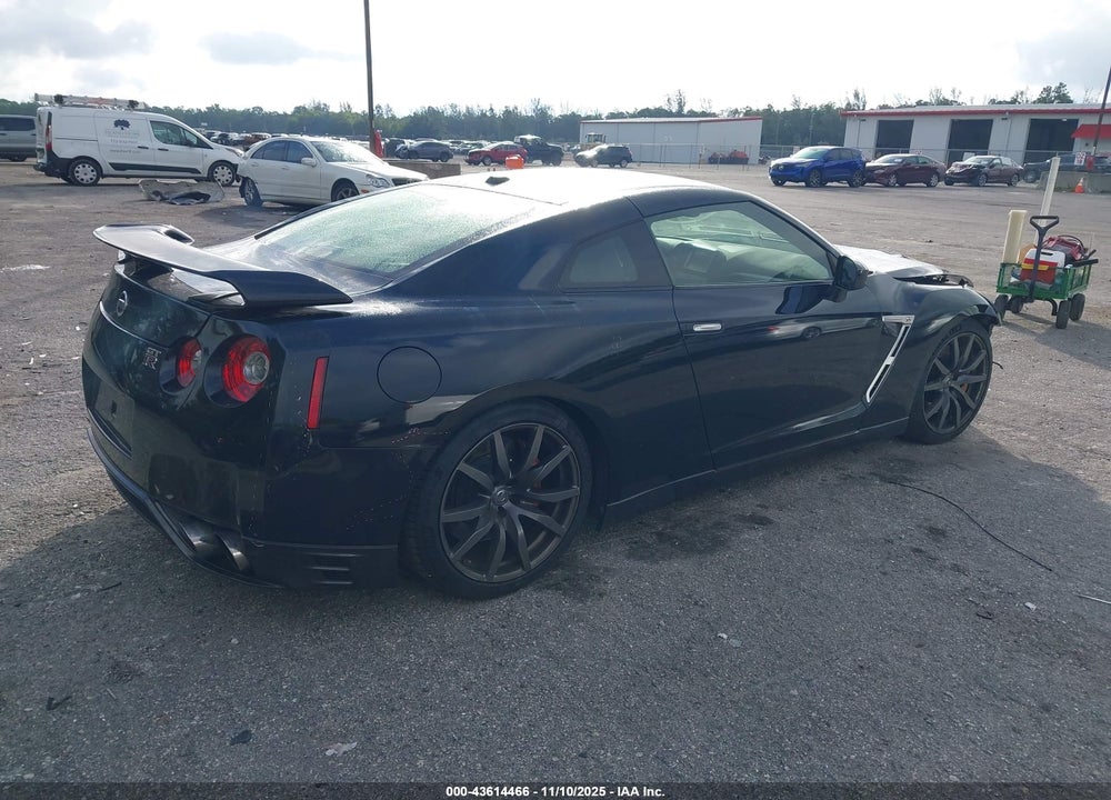 2015 NISSAN GT-R PREMIUM VIN: JN1AR5EF9FM280624