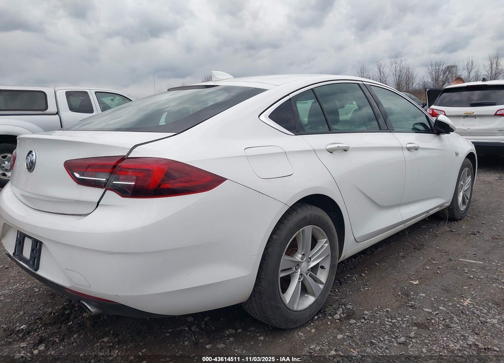2018 BUICK REGAL SPORTBACK PREFERRED VIN: W04GL6SXXJ1145992