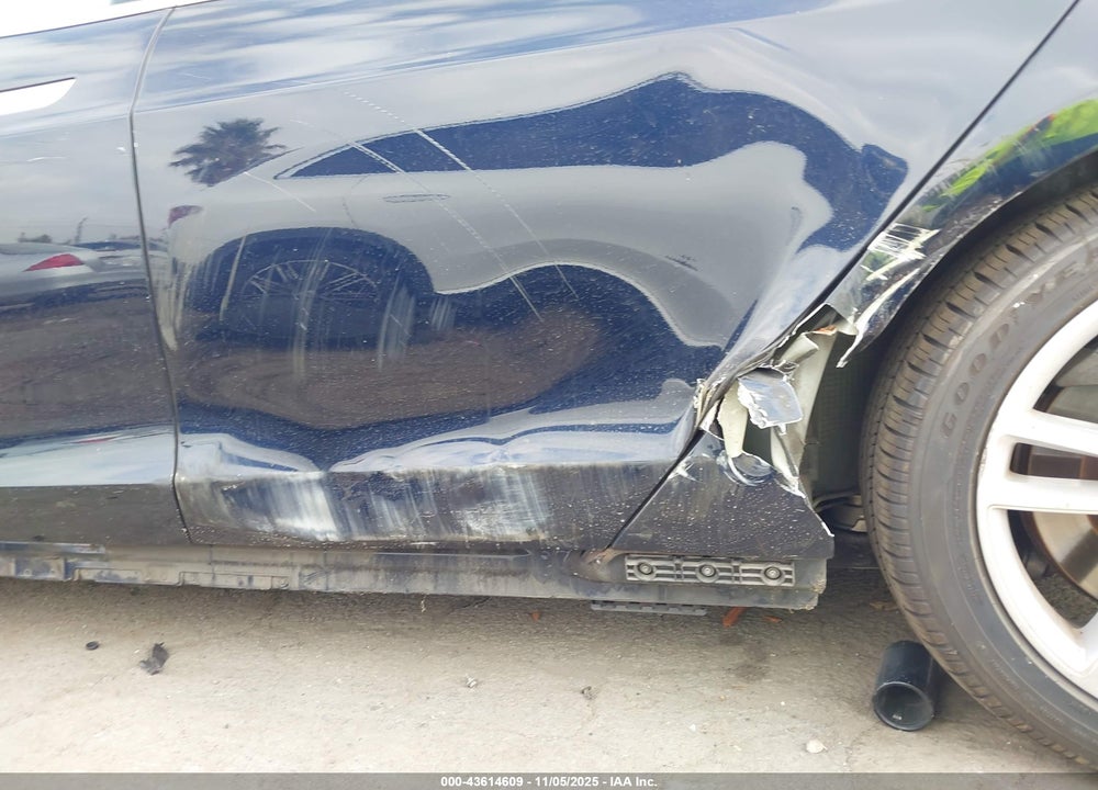 2013 TESLA MODEL S VIN: 5YJSA1AG0DFP08683