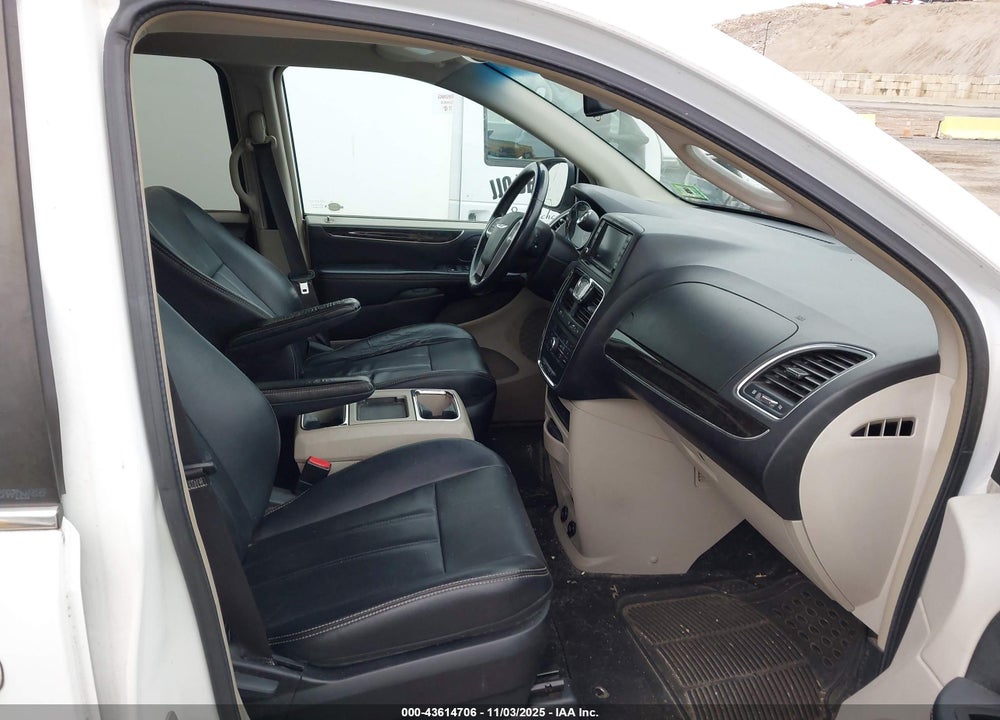 2014 CHRYSLER TOWN & COUNTRY TOURING VIN: 2C4RC1BG1ER272939