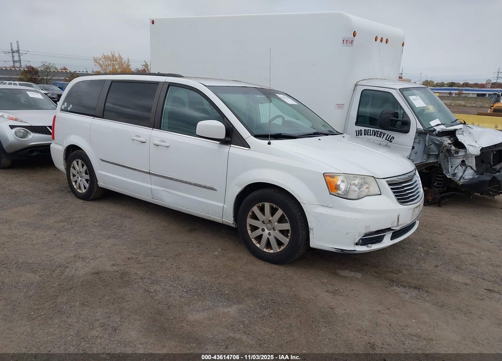 2014 CHRYSLER TOWN & COUNTRY TOURING VIN: 2C4RC1BG1ER272939