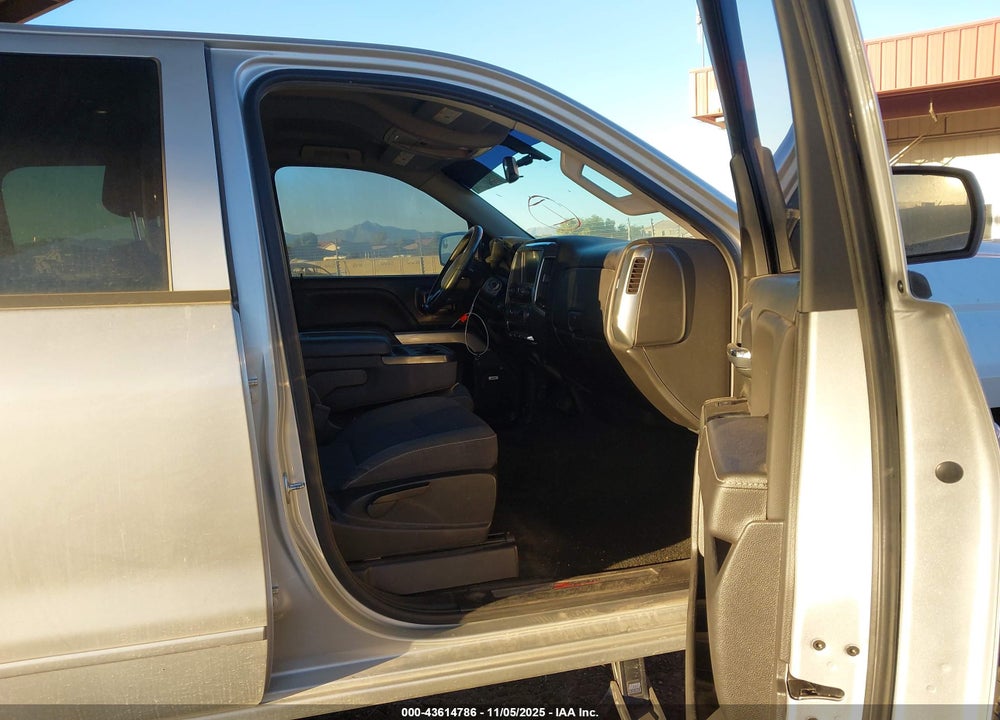 2017 CHEVROLET SILVERADO 1500 2LT VIN: 3GCUKREC6HG403216