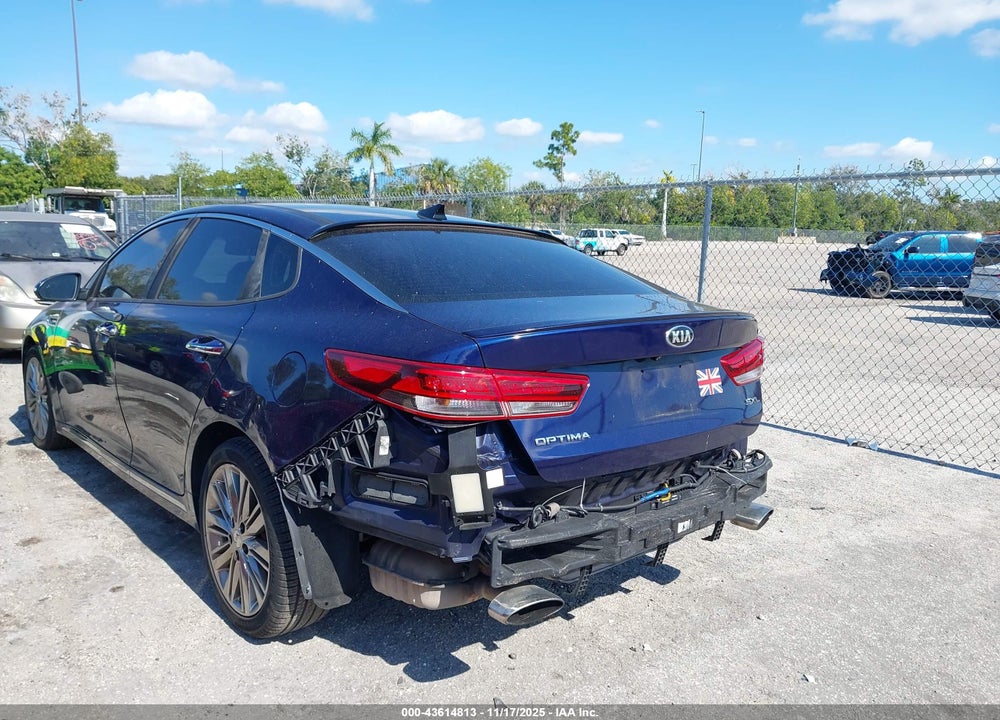 2016 KIA OPTIMA VIN: 5XXGV4L24GG085583