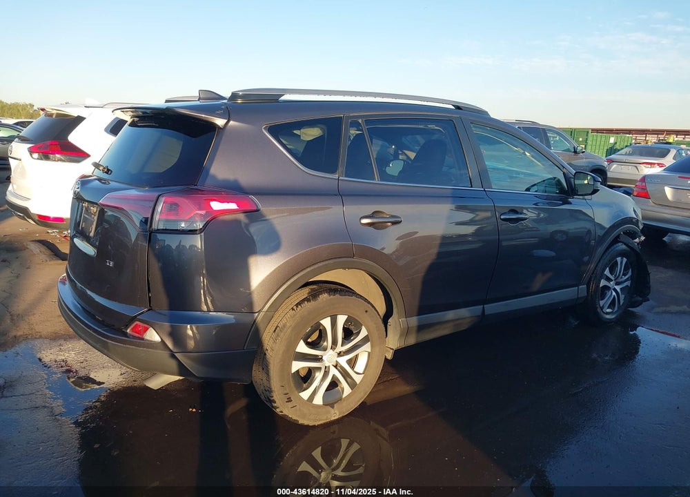2018 TOYOTA RAV4 VIN: JTMZFREV8JJ197235
