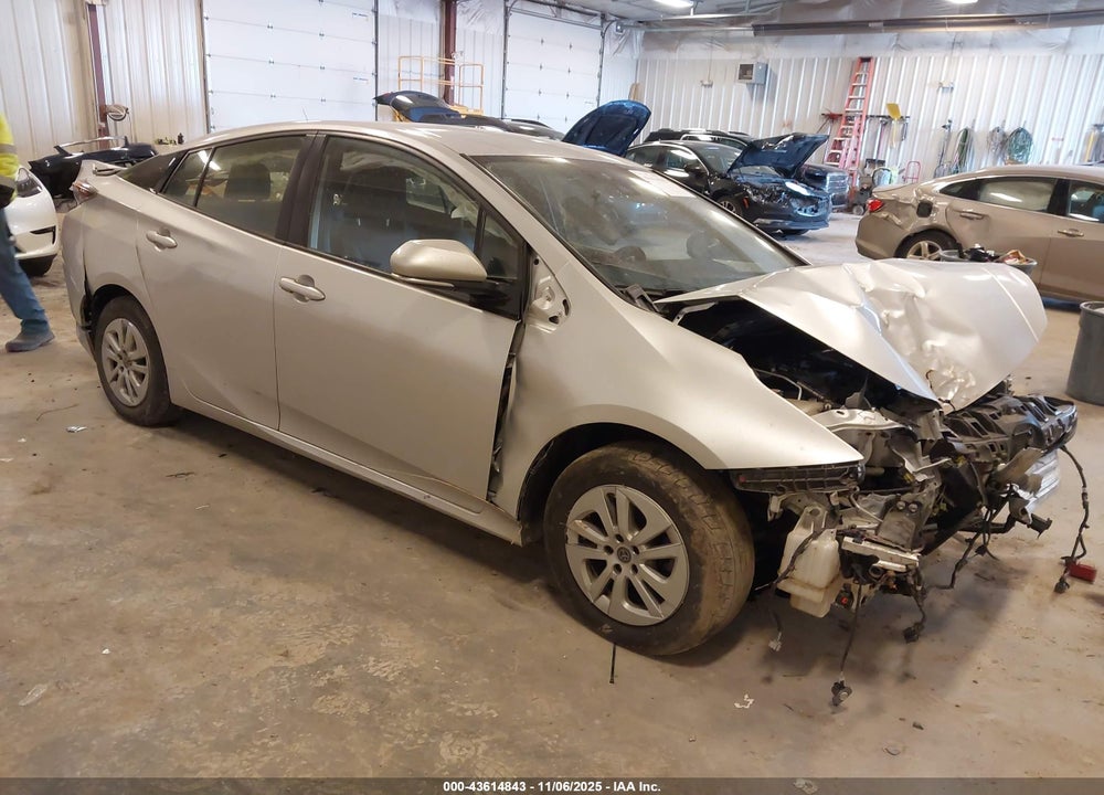 2018 TOYOTA PRIUS FOUR VIN: JTDKARFUXJ3062820