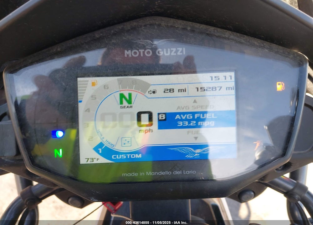 2022 MOTO GUZZI V85 TT GUARDIA D'ONORE VIN: ZGUKYUE00NM000093