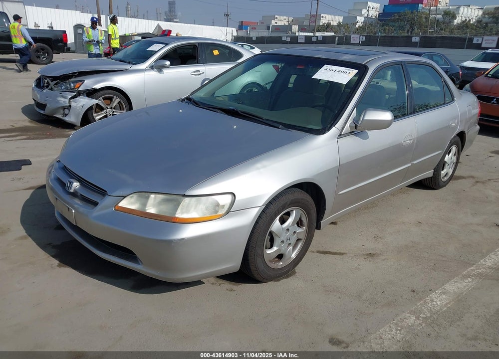 1999 HONDA ACCORD EX VIN: JHMCG6674XC009811