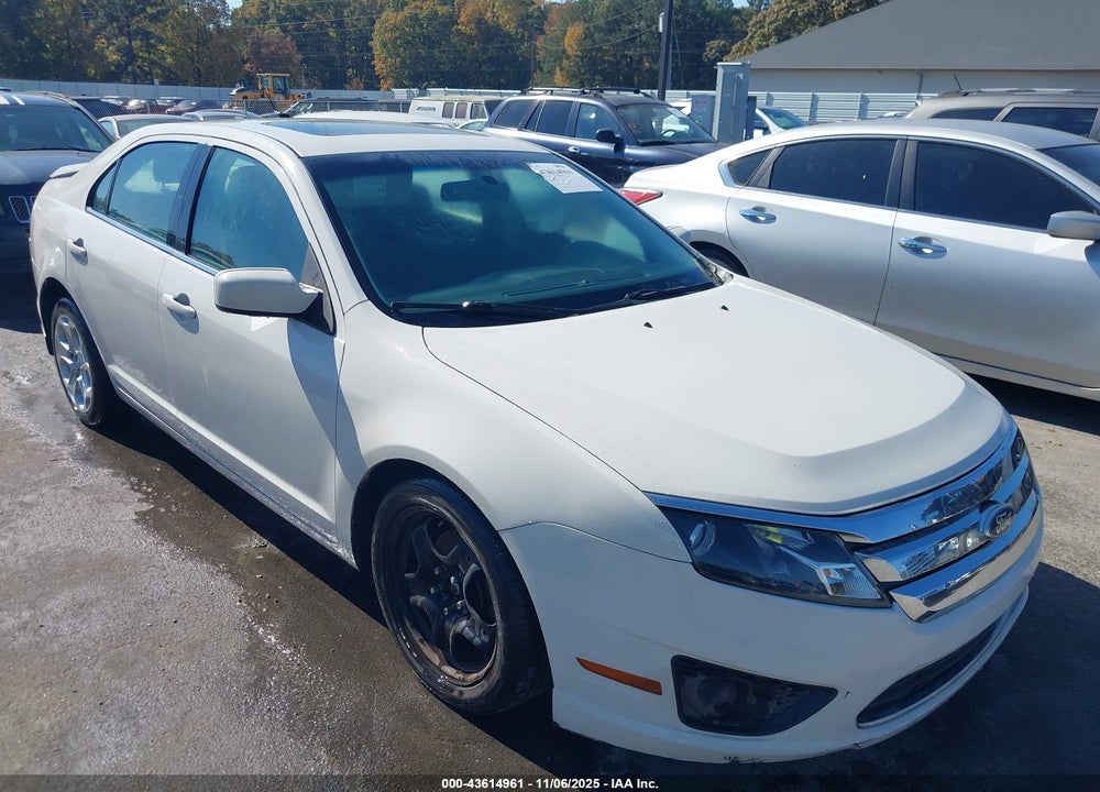 2011 FORD FUSION SE VIN: 3FAHP0HAXBR137211