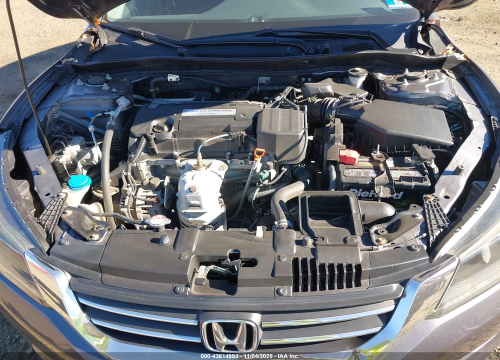 2015 HONDA ACCORD LX VIN: 1HGCR2F35FA169807
