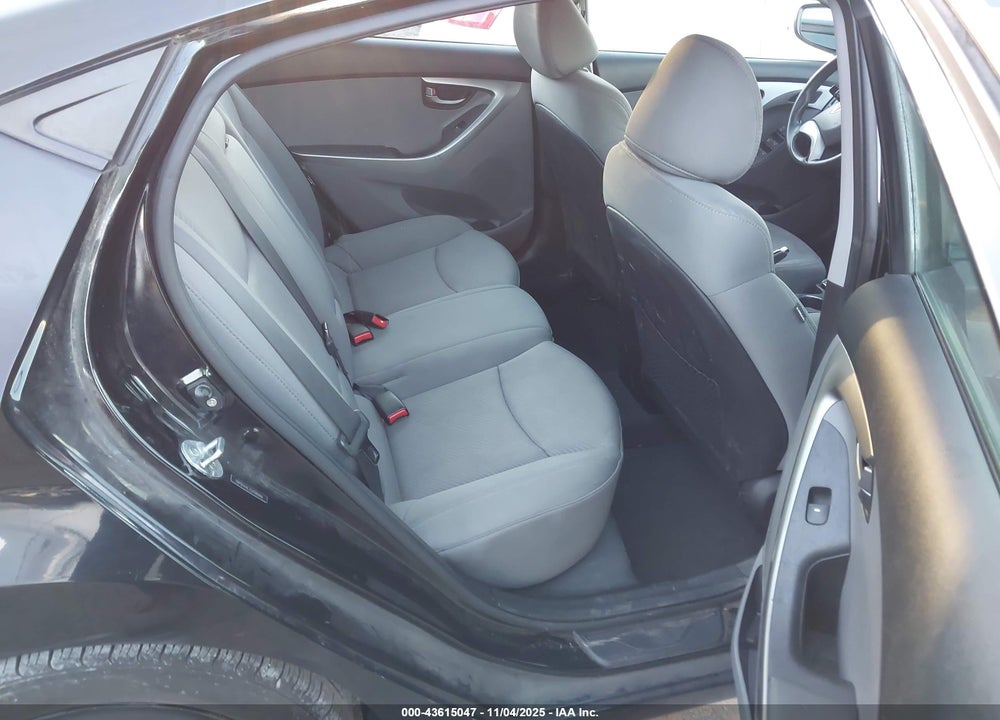 2012 HYUNDAI ELANTRA GLS VIN: 5NPDH4AE7CH098866