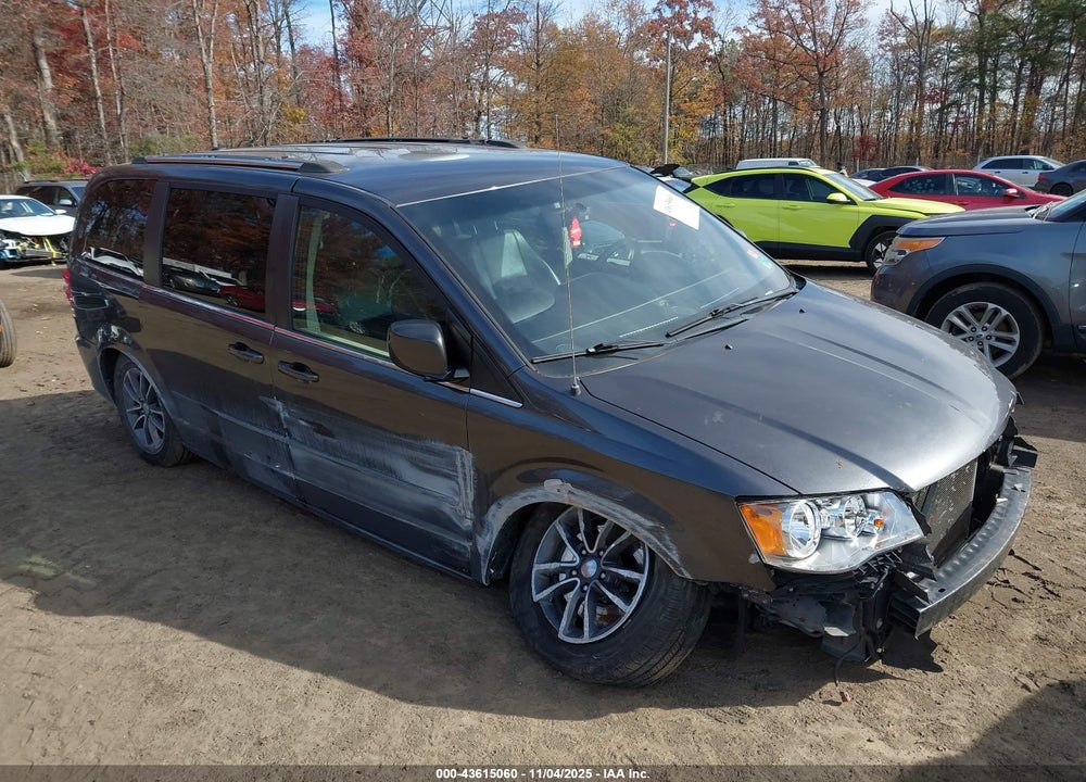 2017 DODGE GRAND CARAVAN SXT VIN: 2C4RDGCG3HR806297