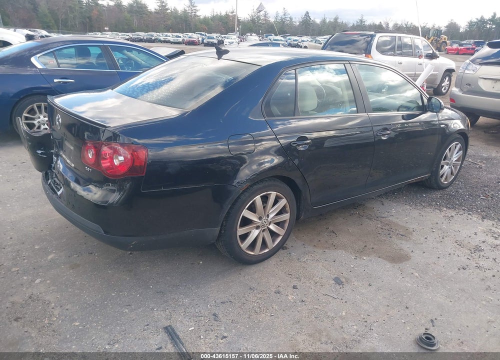 2010 VOLKSWAGEN JETTA WOLFSBURG EDITION VIN: 3VWRJ7AJ8AM020500