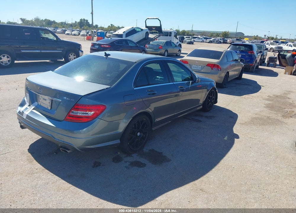 2012 MERCEDES-BENZ C 300 LUXURY 4MATIC/SPORT 4MATIC VIN: WDDGF8BB1CA599067