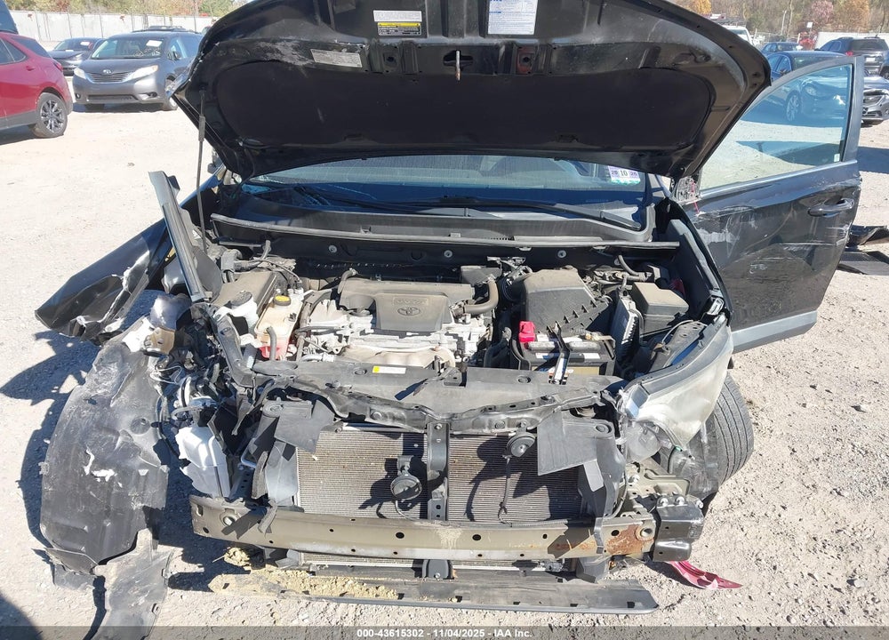 2017 TOYOTA RAV4 LE VIN: 2T3BFREV4HW663482