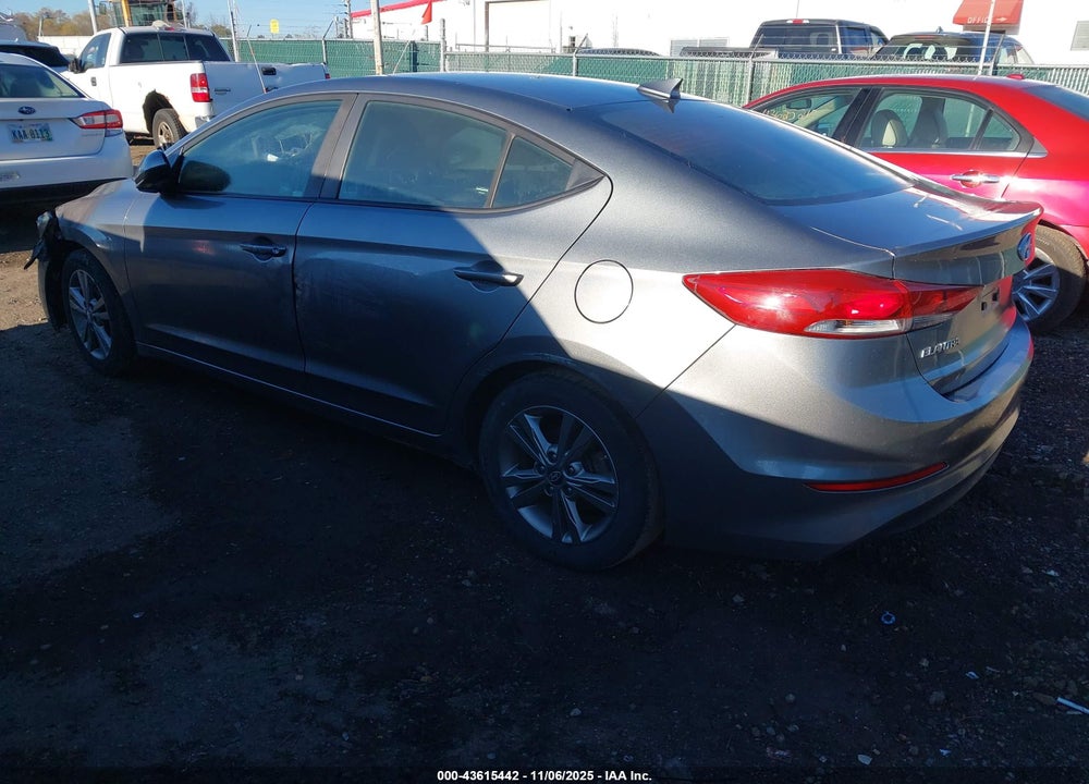 2018 HYUNDAI ELANTRA VIN: KMHD84LF4JU527529