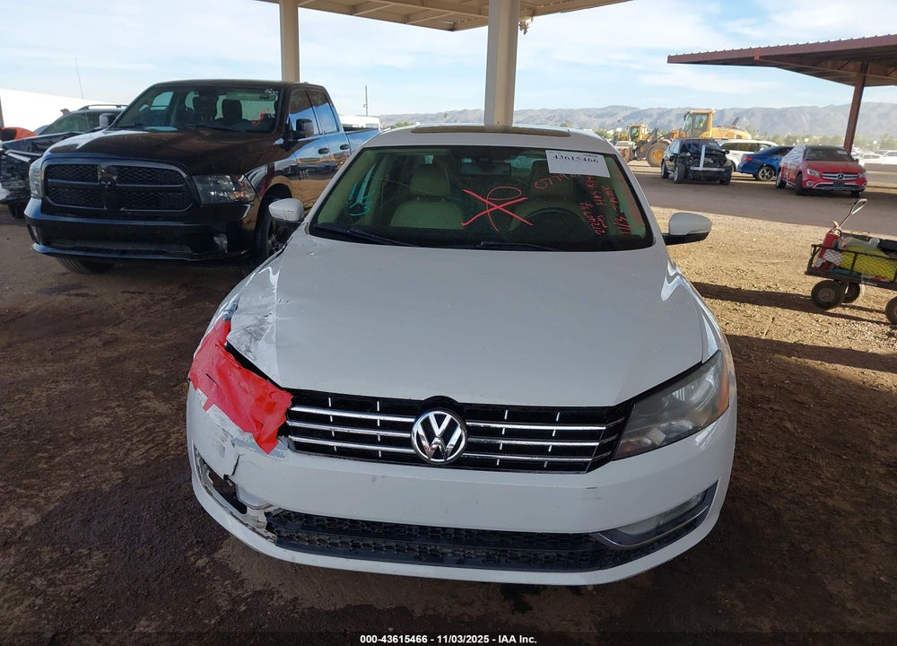 2012 VOLKSWAGEN PASSAT 2.5L SEL PREMIUM VIN: 1VWCP7A33CC077987