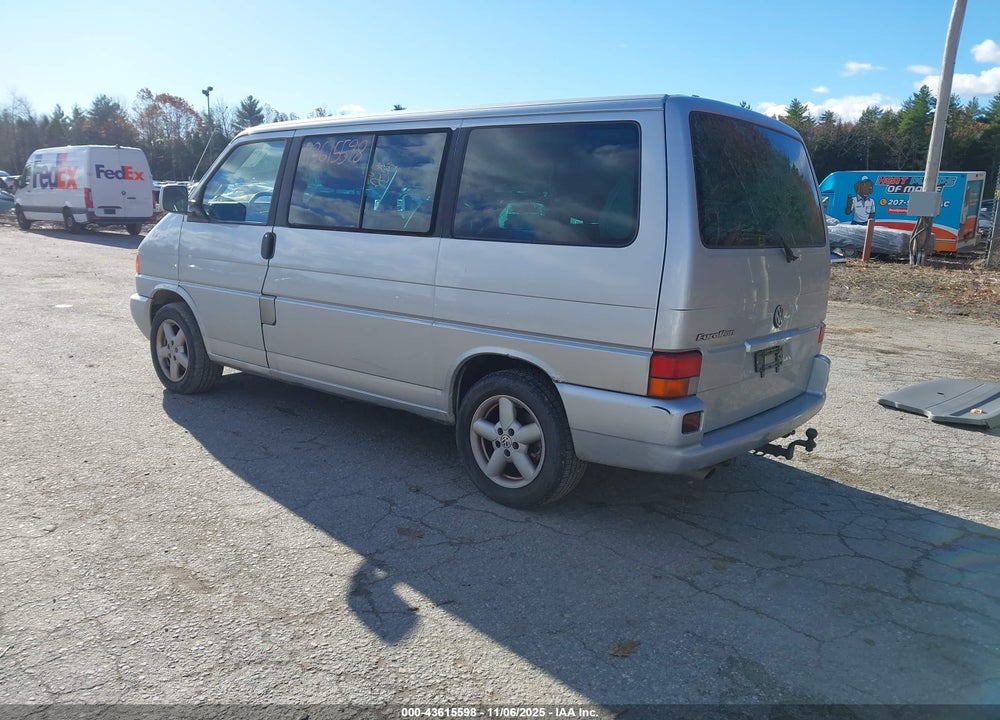 2002 VOLKSWAGEN EUROVAN GLS VIN: WV2KB47032H057122