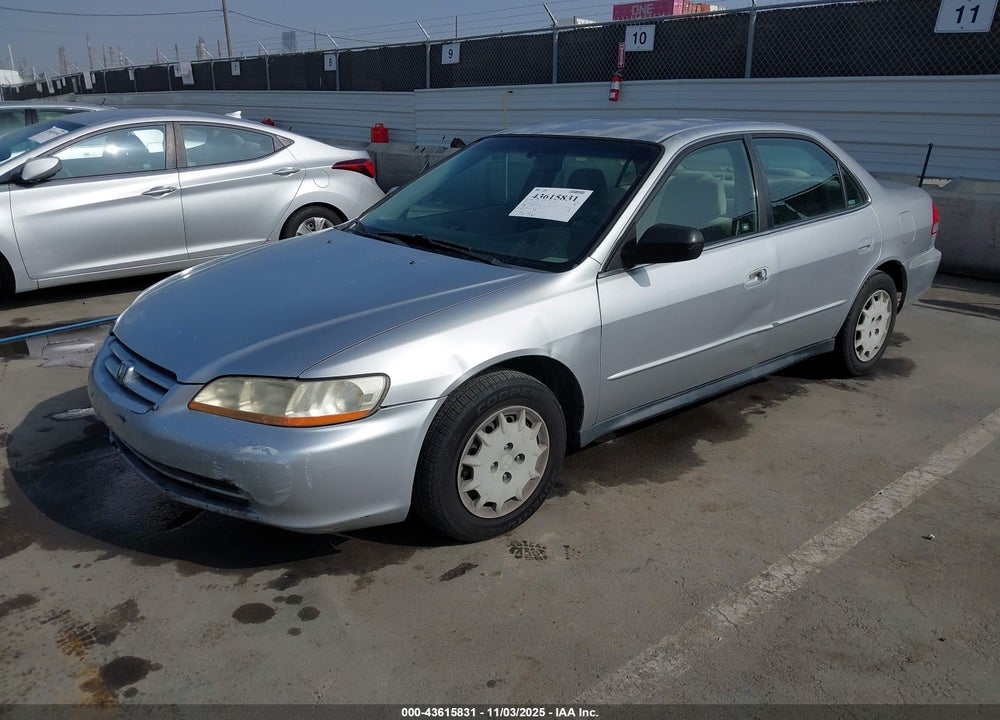 2001 HONDA ACCORD 2.3 LX VIN: JHMCG665X1C014551