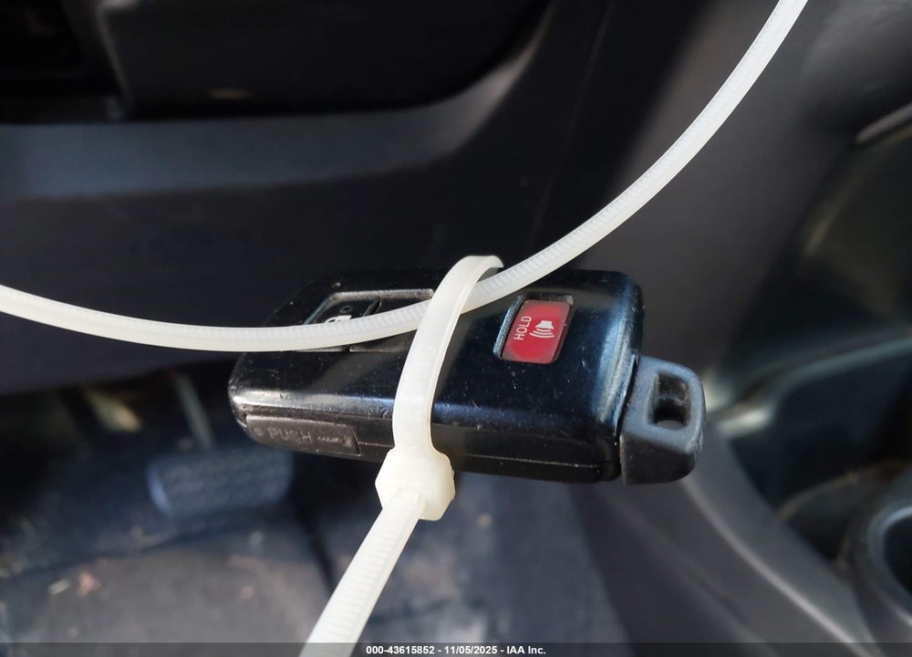 2013 TOYOTA PRIUS C VIN: JTDKDTB37D1531606
