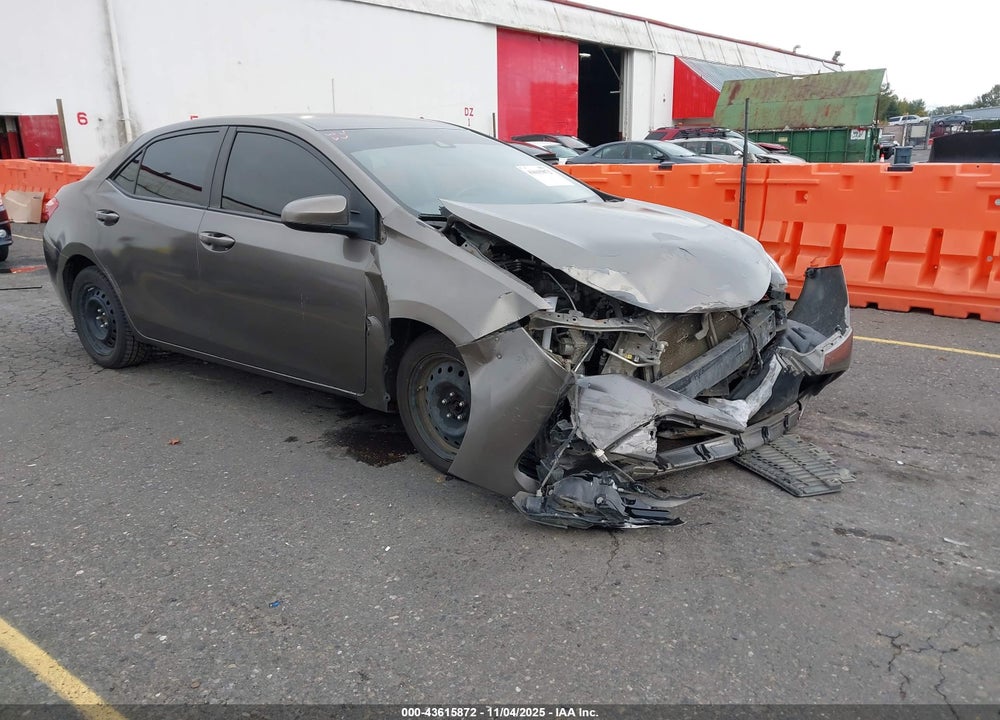 2018 TOYOTA COROLLA LE VIN: 5YFBURHE0JP786486