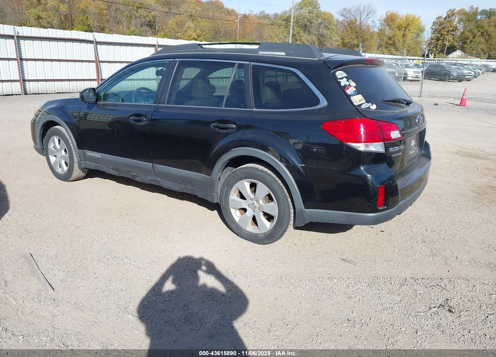 2010 SUBARU OUTBACK 2.5I LIMITED VIN: 4S4BRBKC6A3366283