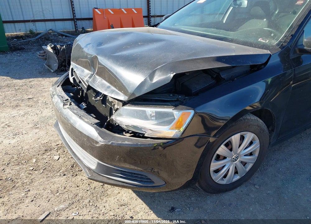 2014 VOLKSWAGEN JETTA 2.0L S VIN: 3VW2K7AJ2EM432870