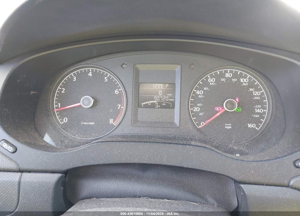 2014 VOLKSWAGEN JETTA 2.0L S VIN: 3VW2K7AJ2EM432870