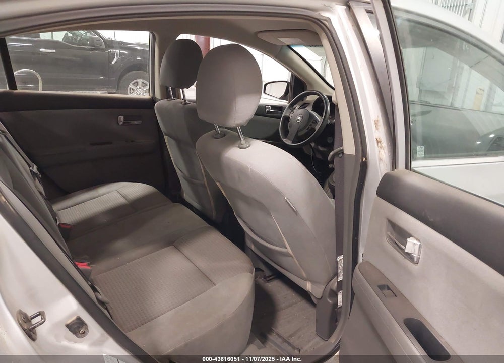 2008 NISSAN SENTRA 2.0S VIN: 3N1AB61E68L682556