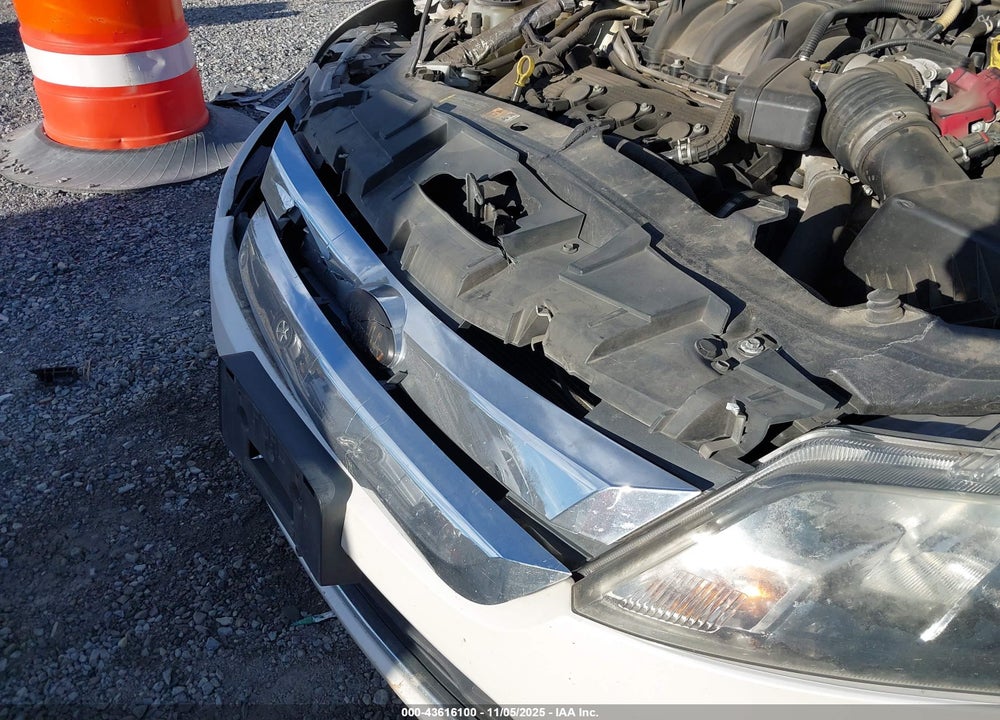 2010 FORD FUSION VIN: 3FAHP0JG1AR334183