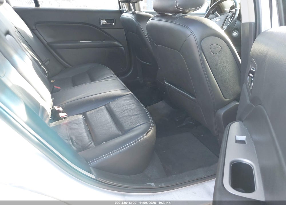 2010 FORD FUSION VIN: 3FAHP0JG1AR334183