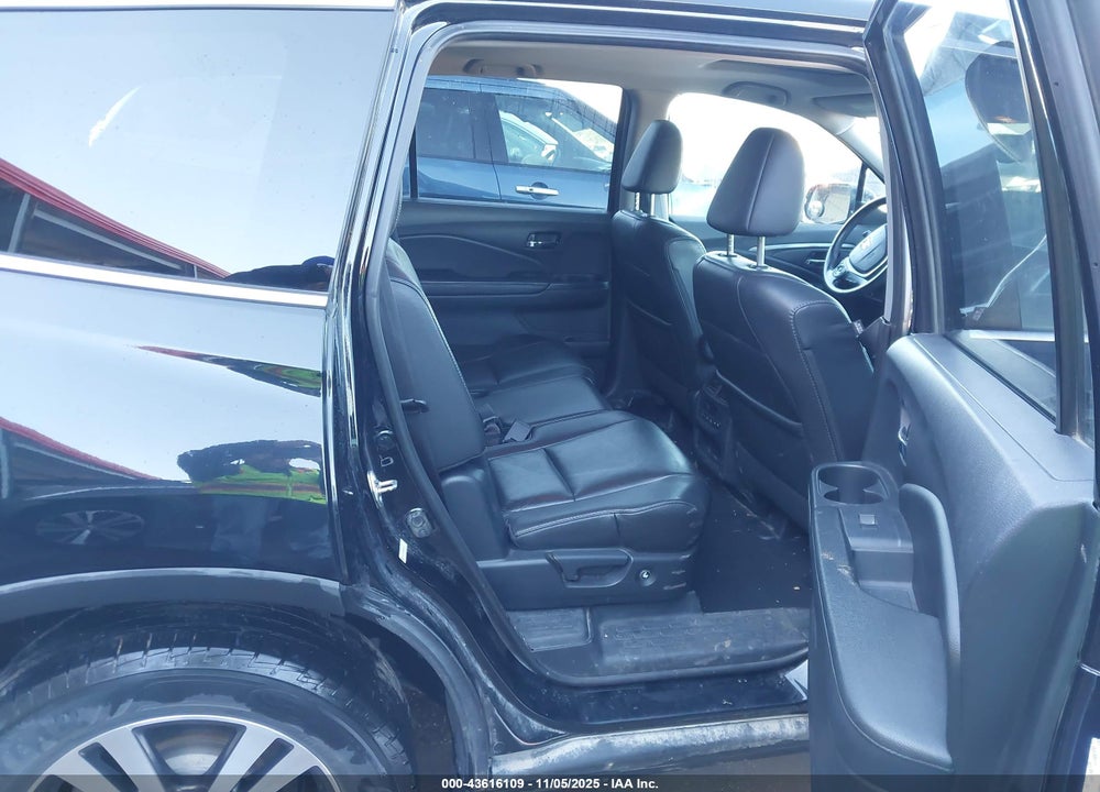 2016 HONDA PILOT EX-L VIN: 5FNYF6H6XGB097247