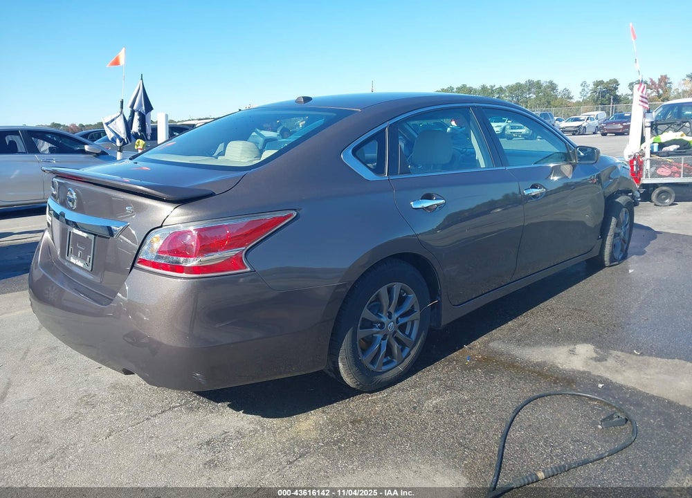 2015 NISSAN ALTIMA VIN: 1N4AL3AP6FC425521
