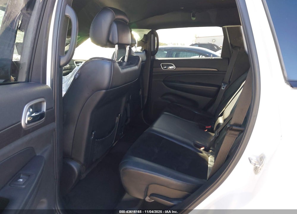 2018 JEEP GRAND CHEROKEE VIN: 1C4RJFAG9JC103601