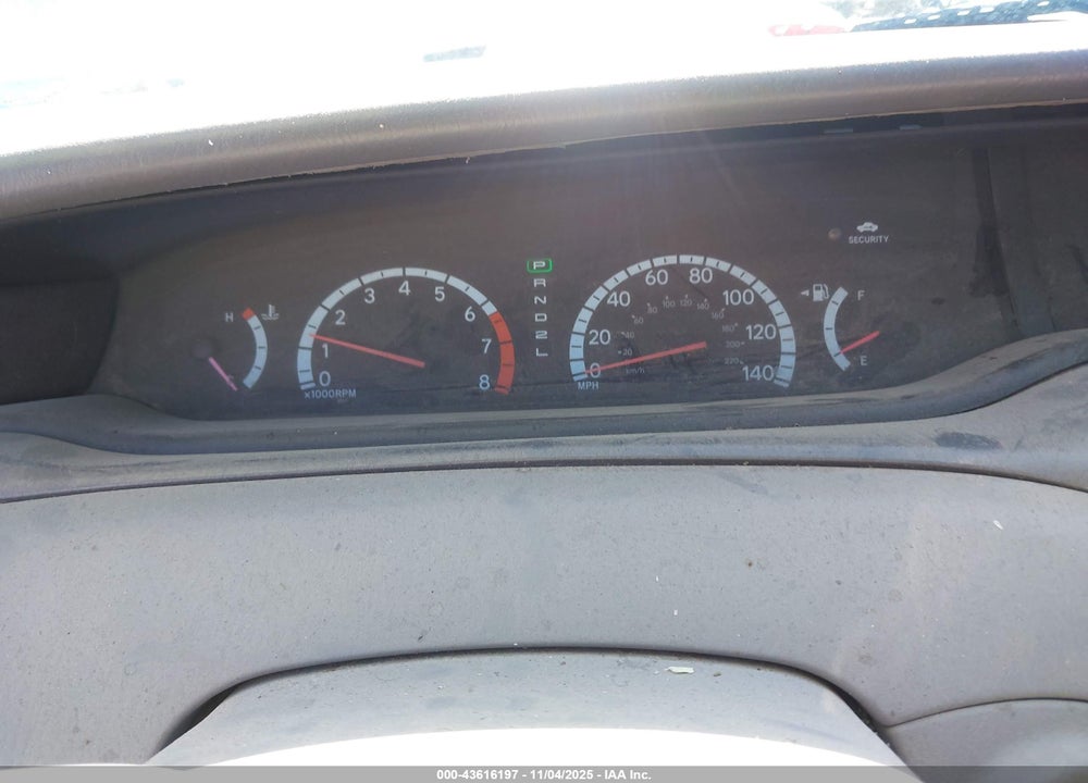 2001 TOYOTA AVALON VIN: 4T1BF28B61U143579