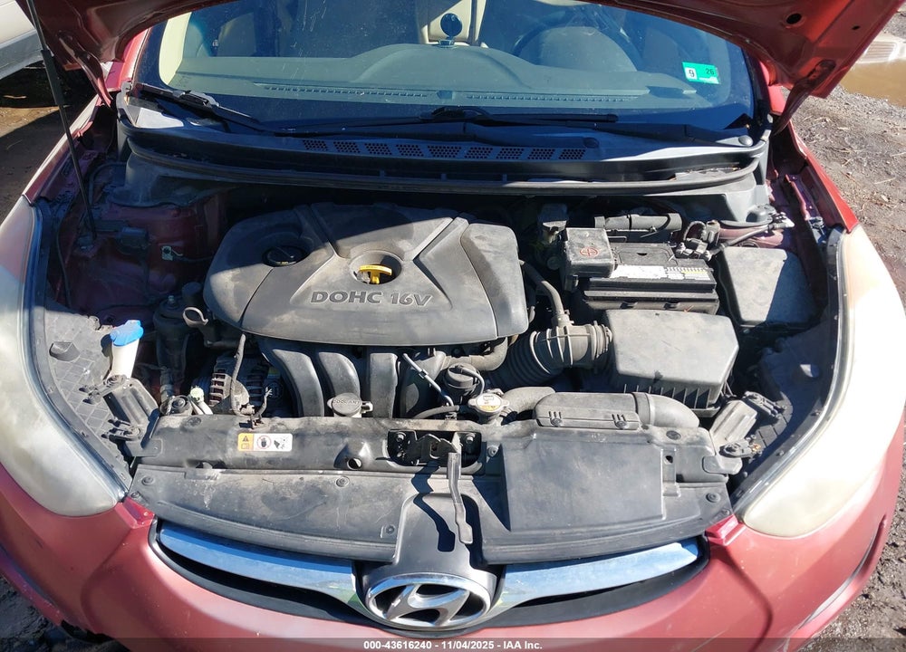 2013 HYUNDAI ELANTRA GLS VIN: 5NPDH4AE8DH216747