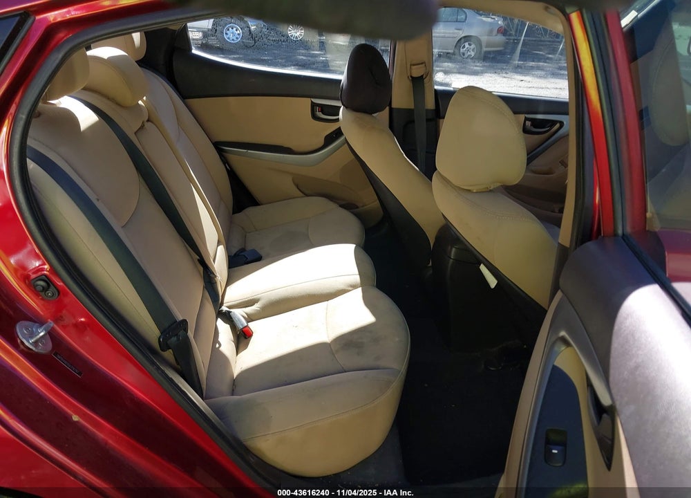 2013 HYUNDAI ELANTRA GLS VIN: 5NPDH4AE8DH216747