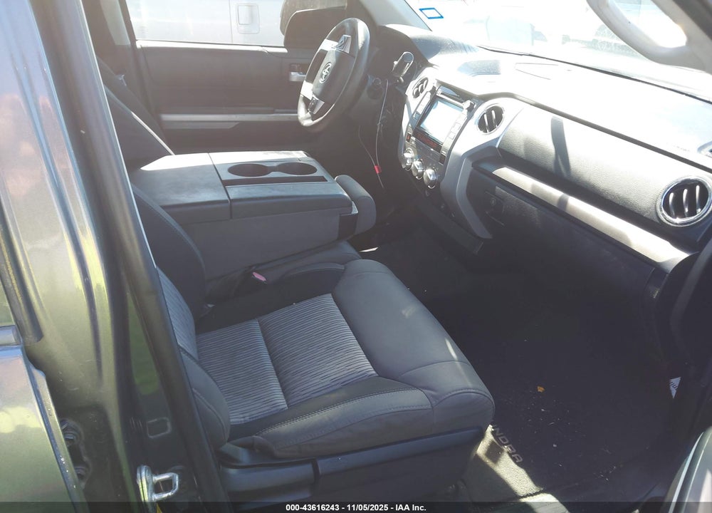 2015 TOYOTA TUNDRA SR5 4.6L V8 VIN: 5TFEM5F11FX085471