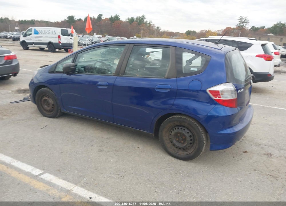 2009 HONDA FIT VIN: JHMGE88289S049239