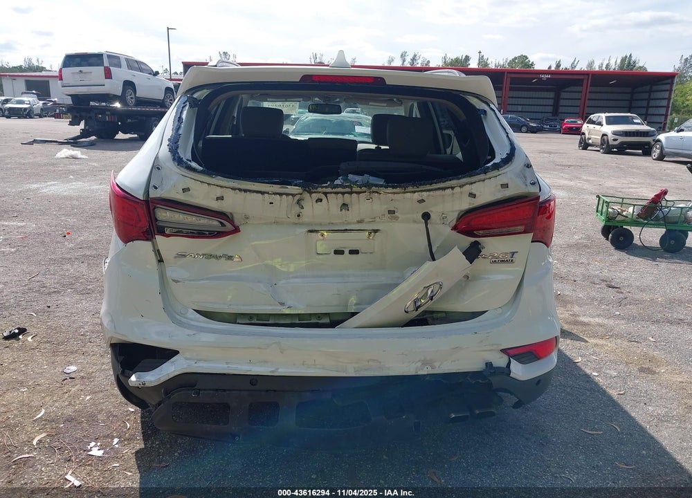 2017 HYUNDAI SANTA FE VIN: 5XYZW4LA0HG495694