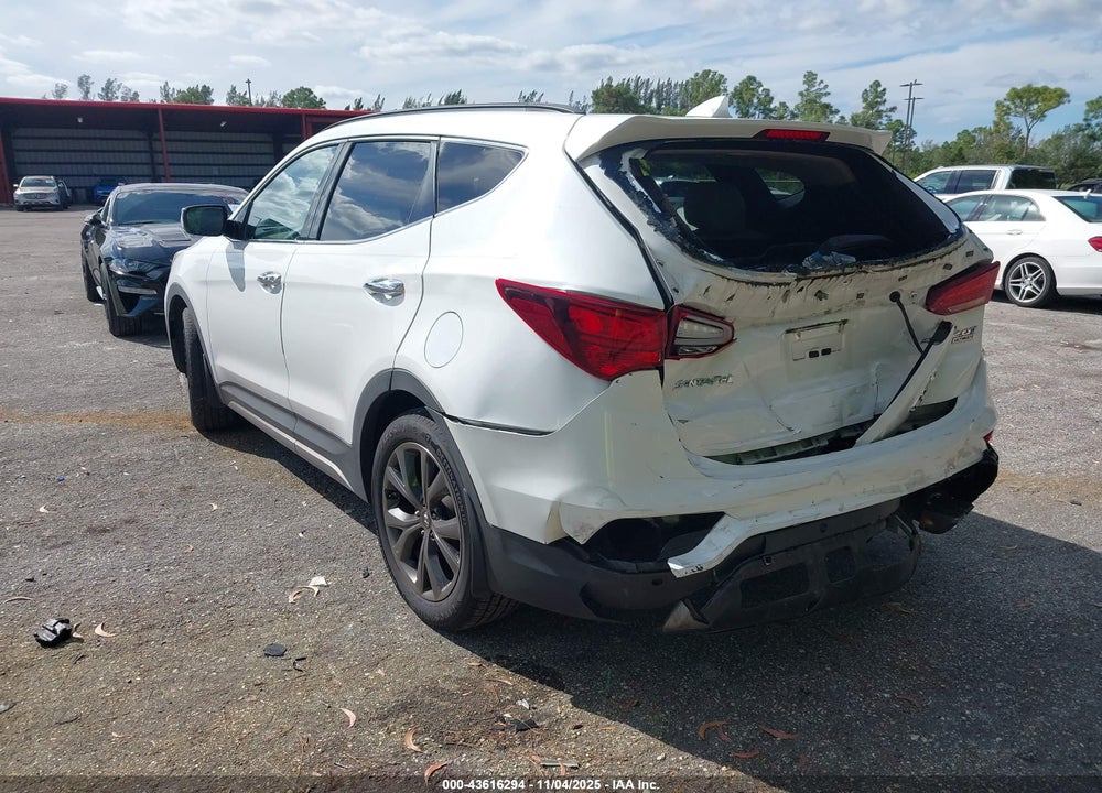 2017 HYUNDAI SANTA FE VIN: 5XYZW4LA0HG495694