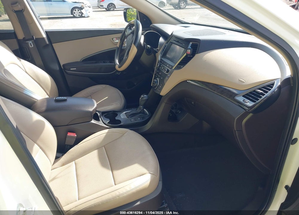 2017 HYUNDAI SANTA FE VIN: 5XYZW4LA0HG495694