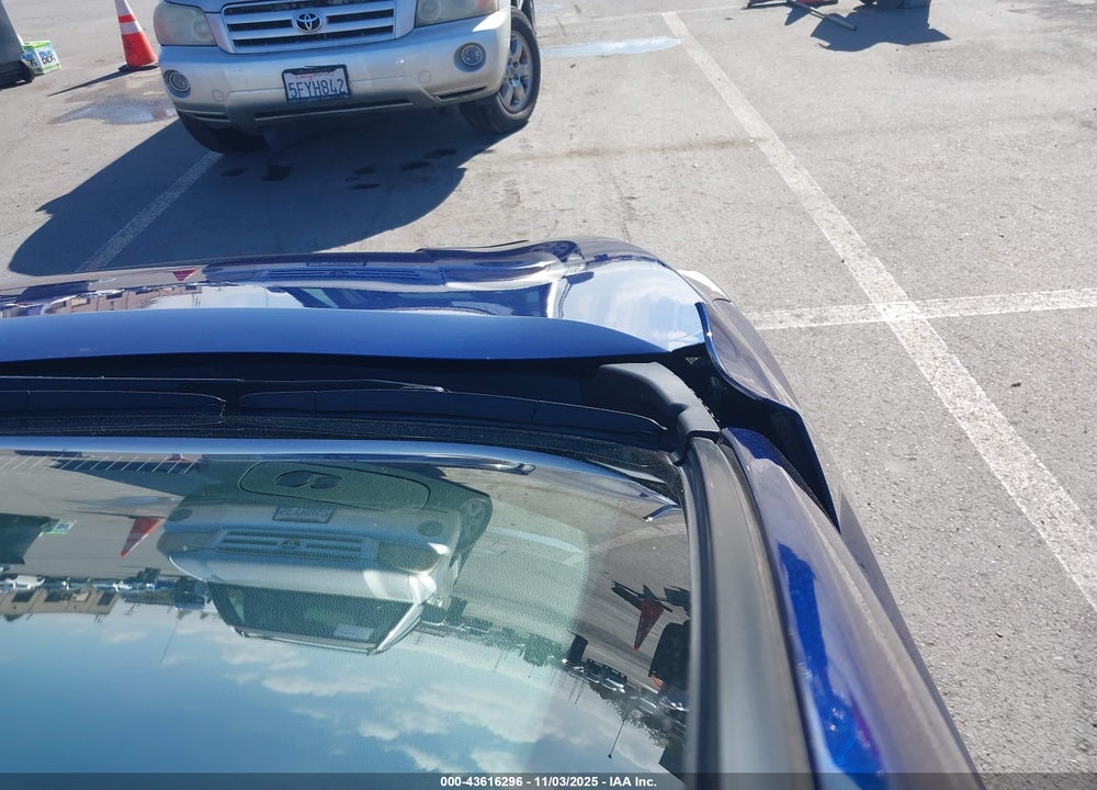 2018 NISSAN LEAF S VIN: 1N4AZ1CP2JC302856