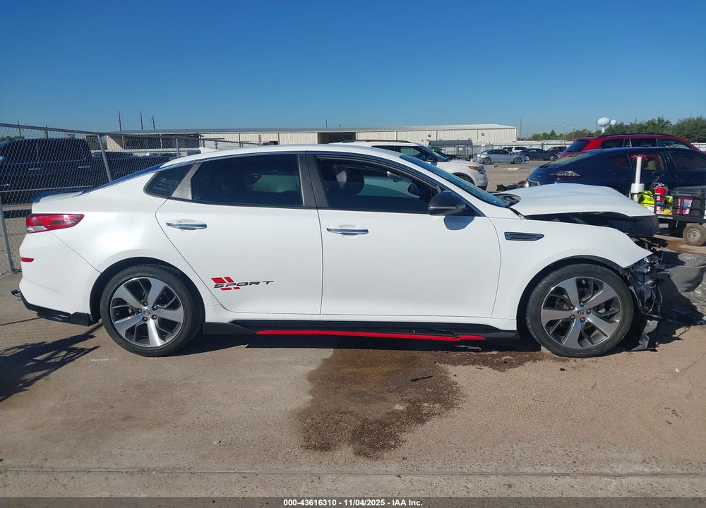 2019 KIA OPTIMA S VIN: 5XXGT4L38KG358953