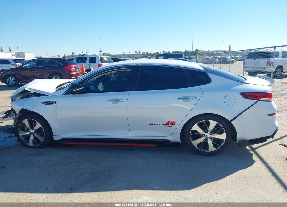 2019 KIA OPTIMA S VIN: 5XXGT4L38KG358953