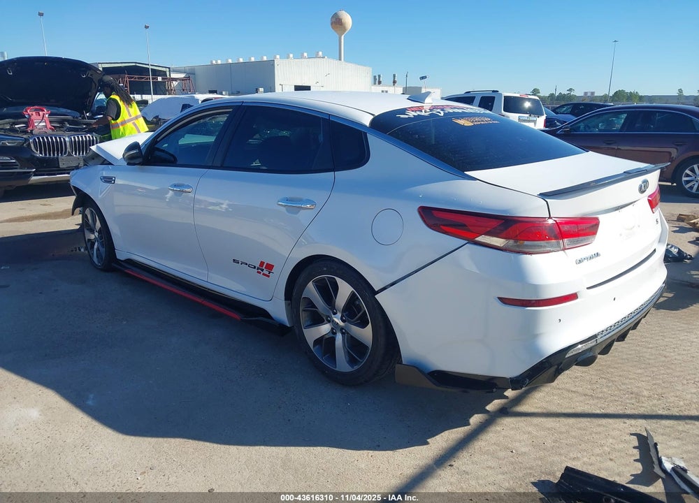 2019 KIA OPTIMA S VIN: 5XXGT4L38KG358953